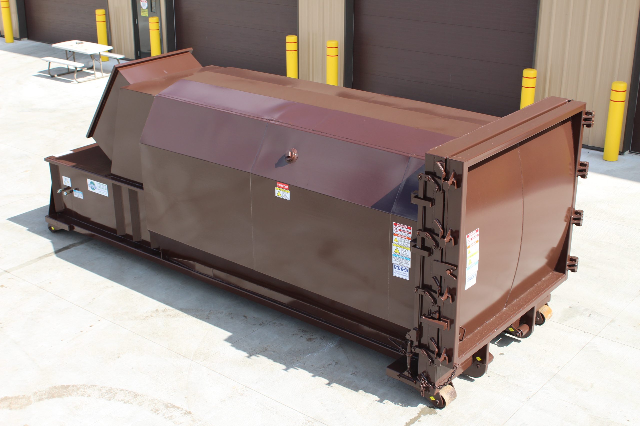 SELF-CONTAINED COMPACTOR MODEL SC3548
